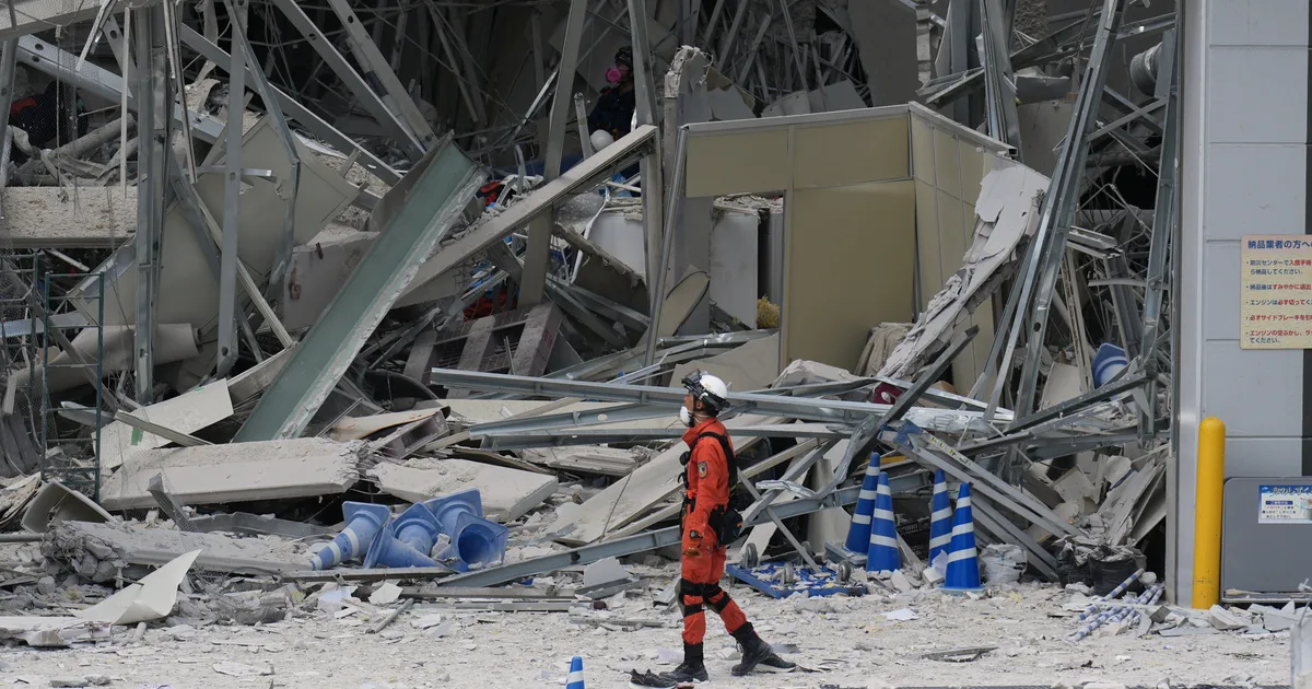 Death Toll Rises To 18 As Rescuers Comb Through Quake Rubble In Southwestern Japan